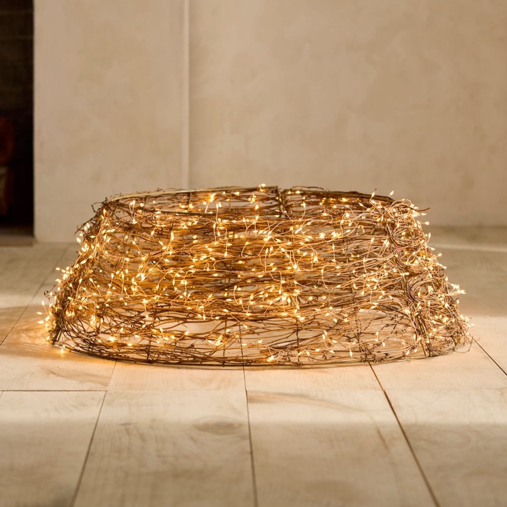 Anthropologie Stargazer LED Christmas Tree Vine Collar Skirt NWT SOLD OUT